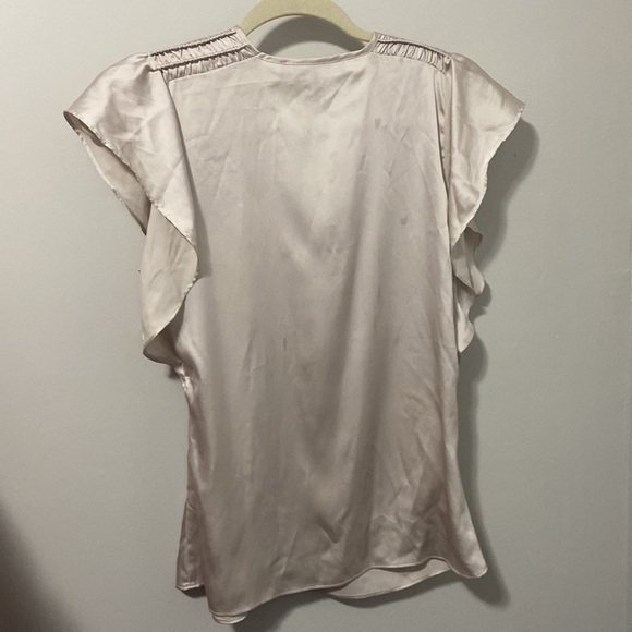 NWOT! White House Black Market Beige Blouse - Picture 4 of 7